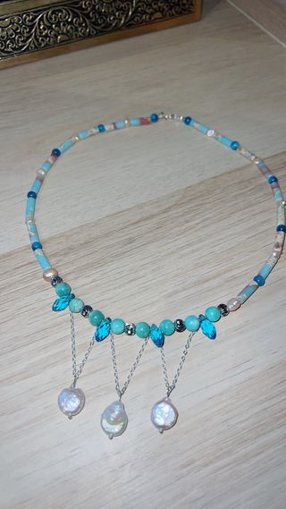 Collar elegante piedras y perlas naturales