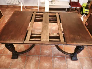 Mesa Roble Neorenacentista