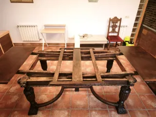 Mesa Roble Neorenacentista