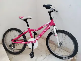 Bicicleta QUER rosa y blanca