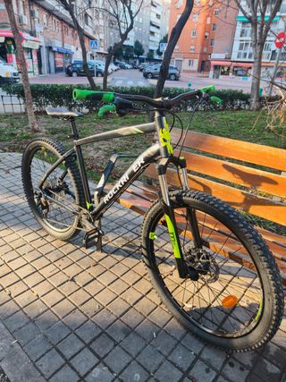 Bicicleta Rockrider ST 530