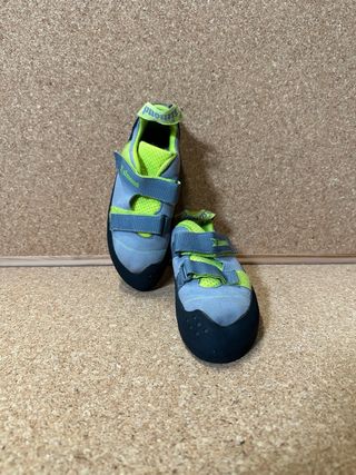 Pies de gato Simond Vibram verde talla 38