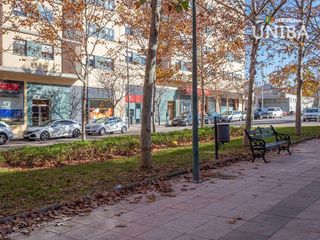 Local comercial en venta en Maria Auxiliadora - Barriada LLera en Badajoz