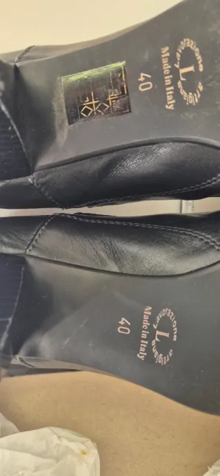 Botines de tacón negros