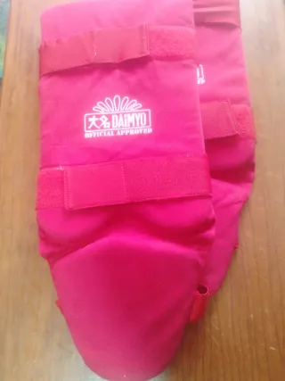 Protecciones Tibia y Empeine Rojo