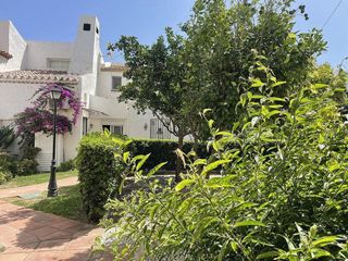 Dúplex en venta en Puerto - Plaza de Toros en Estepona