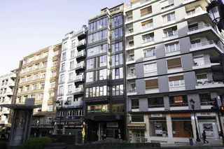 Oficina en venta en Zona Teatro Campoamor en Oviedo