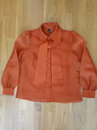 Blusa mujer VERO MODA Teja con lazada