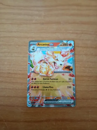 Lote 4 Cartas Pokémon: Charizard, Arcanine, Tyrani
