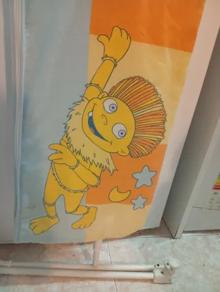 Barrera extensible para cama infantil