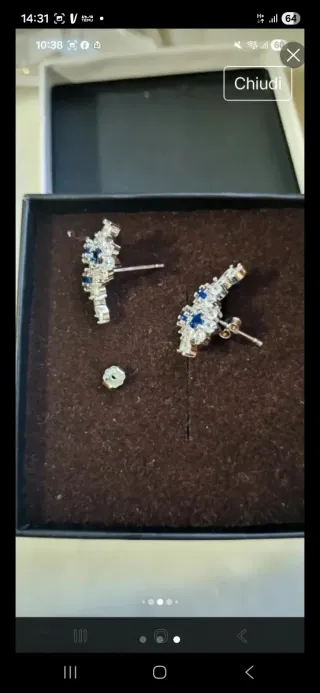 Orecchini eleganti con chiusure a farfallina 925