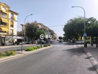 Local comercial en venta en Lucena
