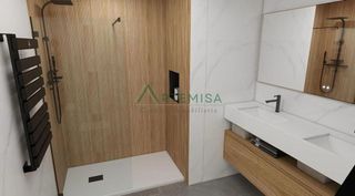 Piso en venta en Centro en Ferrol