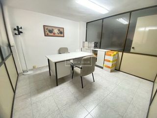 Oficina en venta en Piscinas en Villarreal