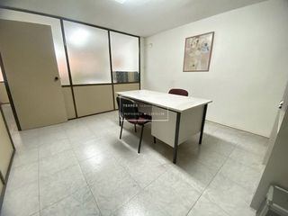 Oficina en venta en Piscinas en Villarreal