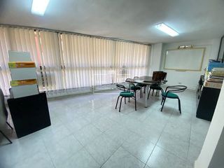 Oficina en venta en Piscinas en Villarreal