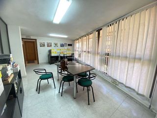 Oficina en venta en Piscinas en Villarreal