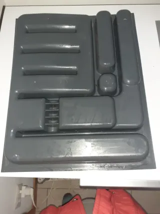 Portaposate in metallo grigio