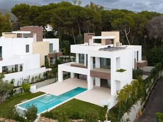 Chalet en alquiler en El Higueral - La Merced en Marbella