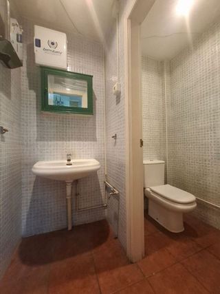 Local comercial en alquiler en Centro en Gijón