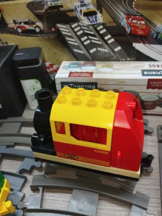 Trenes y vías Lego