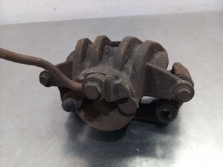 PINZA DE FRENO DELANTERA DERECHA CHRYSLER JEEP CH