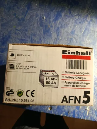 Cargador Baterías Coche Moto Einhell 12V 5A