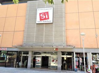 Garaje en venta en Sant Ildefons en Cornellà de Llobregat