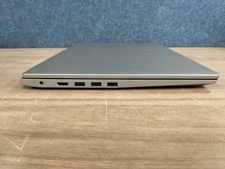 Portátil Lenovo S145-15AST 15.6" 4/128GB SSD