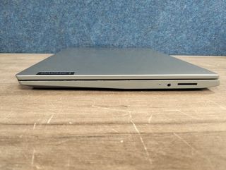 Portátil Lenovo S145-15AST 15.6" 4/128GB SSD