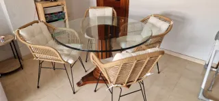 Mesa redonda cristal y madera maciza