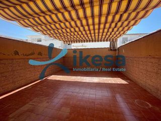 Casa adosada en venta en Andújar
