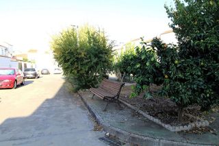 Casa adosada en venta en Olivenza