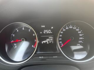 Volkswagen Polo 2014