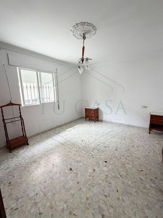 Chalet en venta en Núcleo Urbano en Chiclana de la Frontera