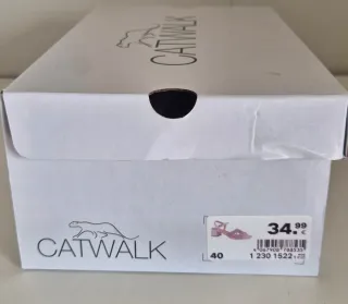 Sandalias de tacón con pedrería