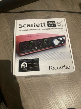 Focusrite Scarlett 6i6 2gen Interfaz Audio