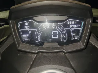 Aprilia SR GT 125 Negra