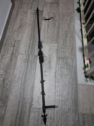 Barra de cortina metálica negra