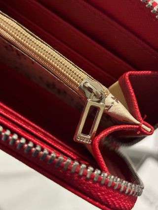 Monedero Guess Rojo