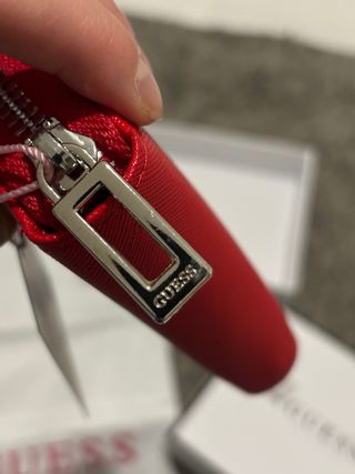Monedero Guess Rojo
