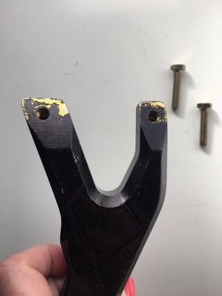 Soporte Pata de Cabra para Kymco AK 550