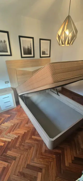 Canape con cabecero y mesas de noche