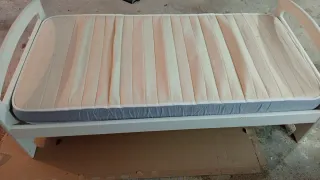 Cama infantil + colchón