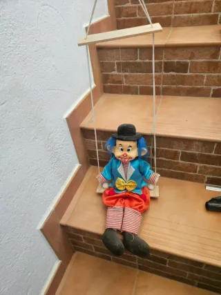 Juego de marionetas antiguas