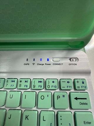 Funda con Teclado Bluetooth Mint