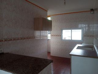 Piso en venta en La Granja-La Colina-Los Pastores en Algeciras