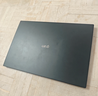 LG gram 16 i7-1260P 16GB