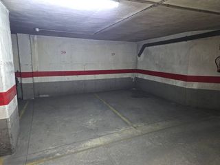 Garaje en venta en Hospital - Parque sur en Albacete