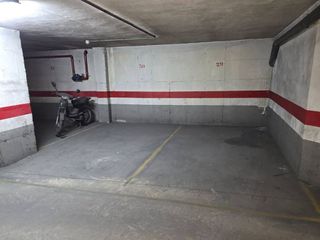 Garaje en venta en Hospital - Parque sur en Albacete